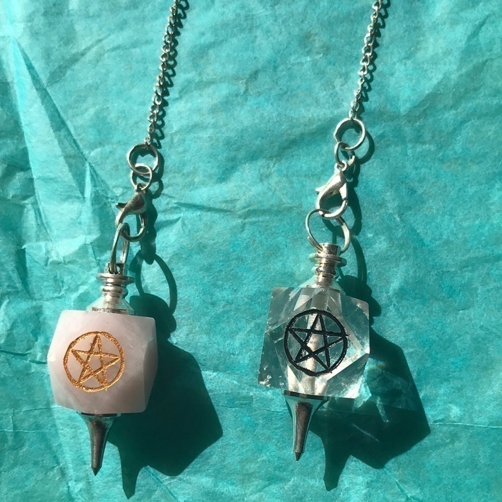 Pendulum & chakra bracelet all in …